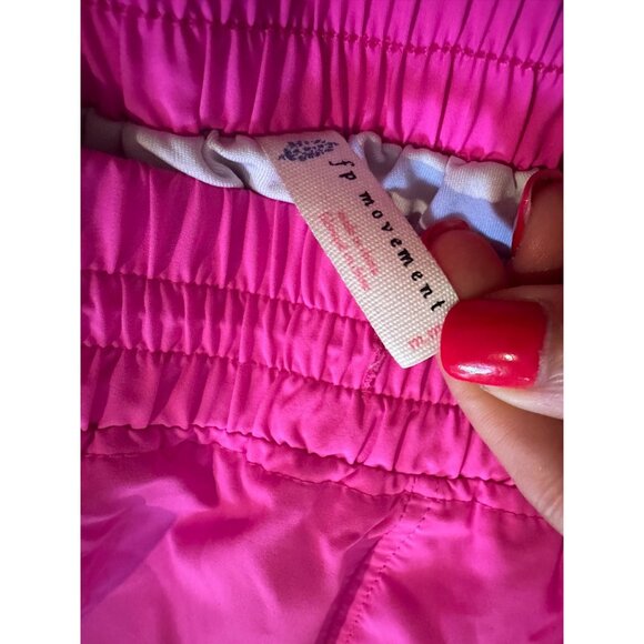 FREE PEOPLE Movement Pink Layered Shorts Size Medium - Picture 6 of 6